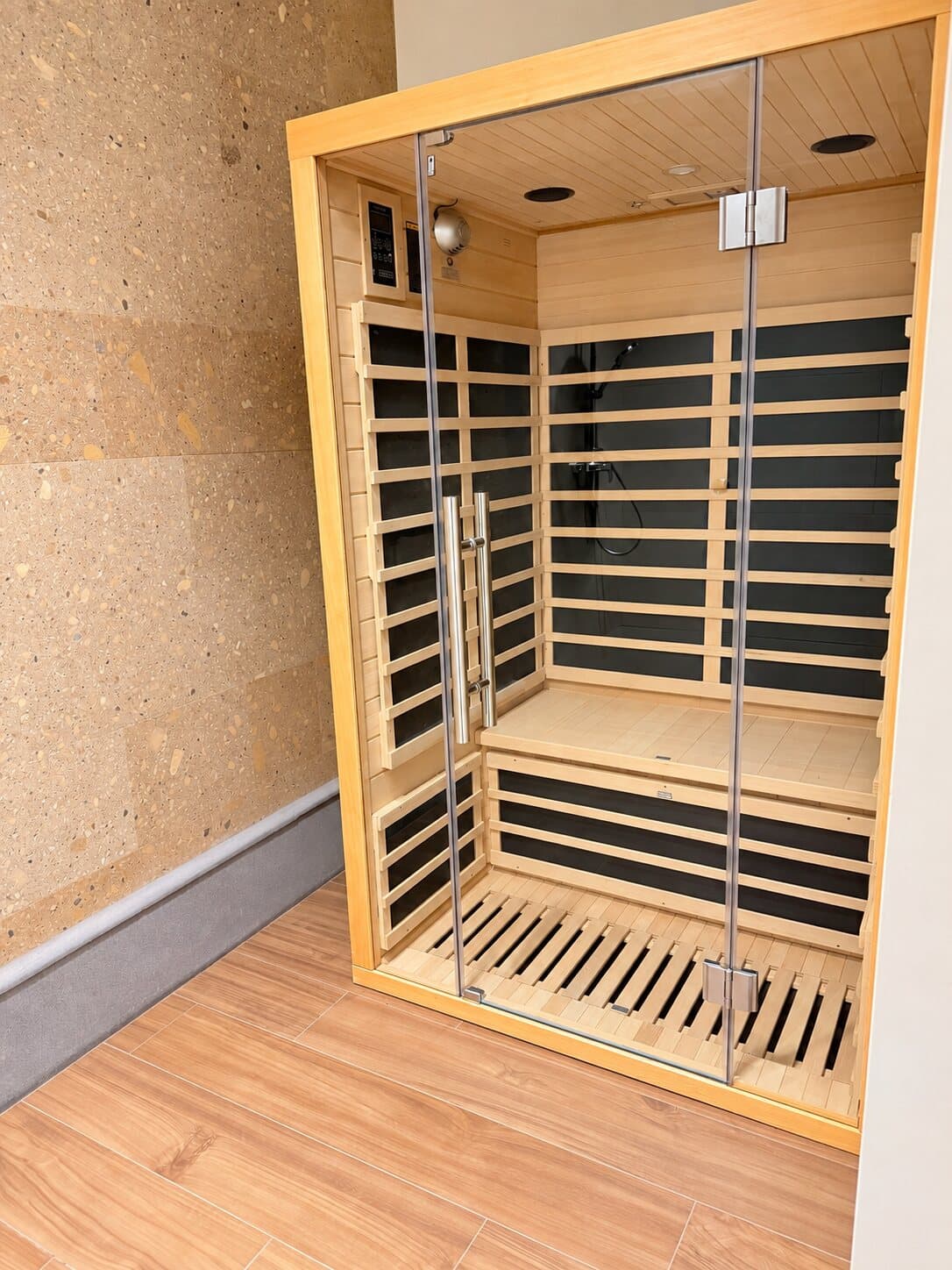 Infrared sauna
